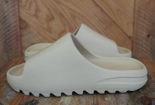Adidas Yeezy Slides - Bone