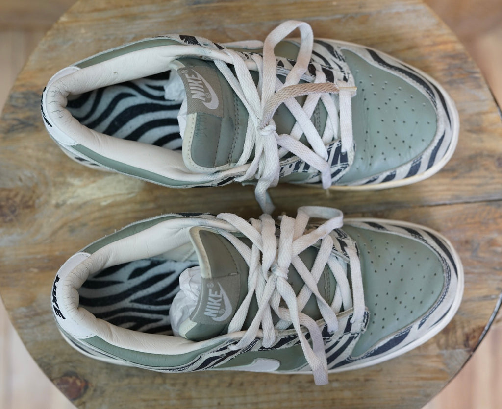 Nike Dunk Low Sneakers