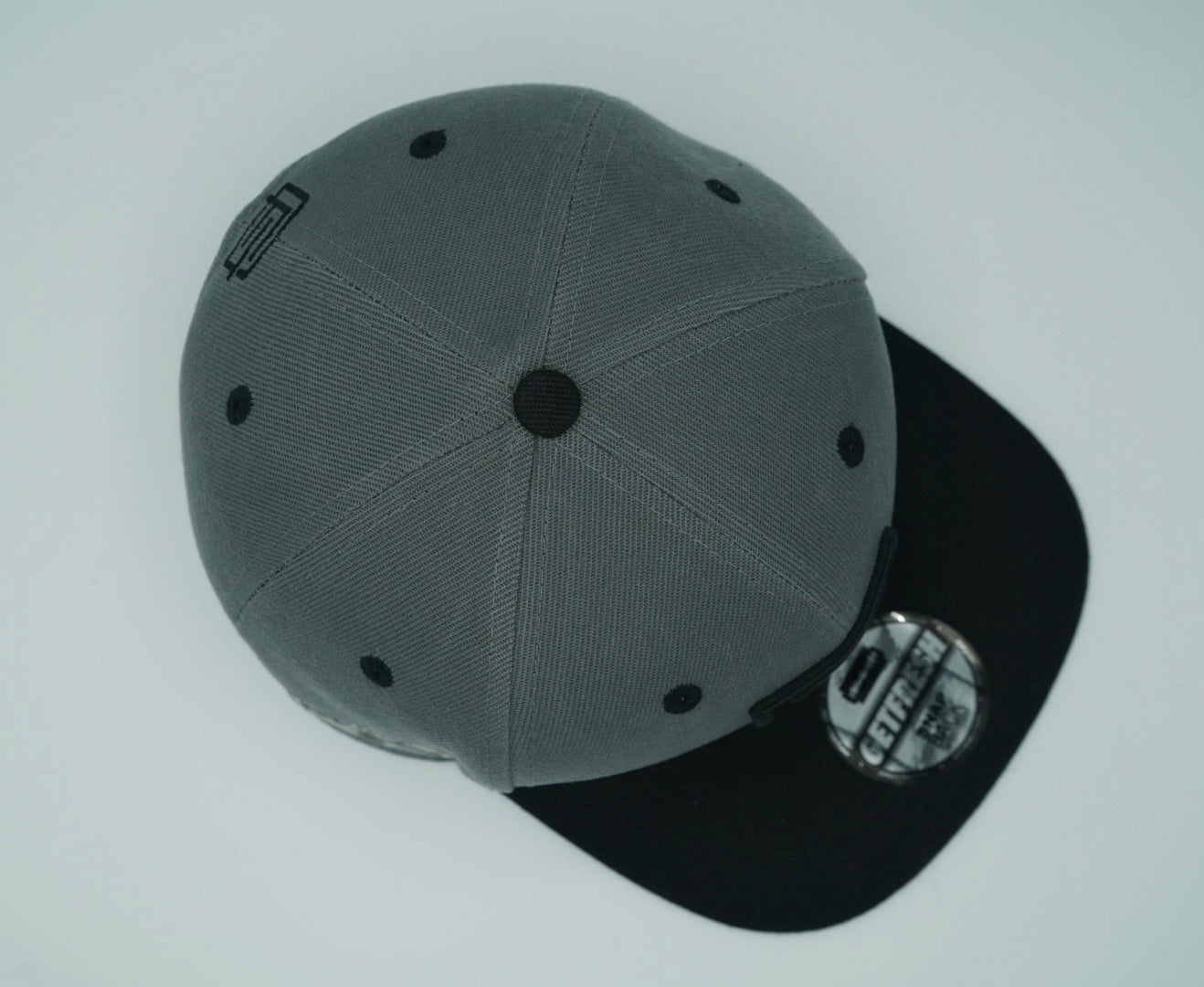 GetFresh Snap Back ( Gray / Black )